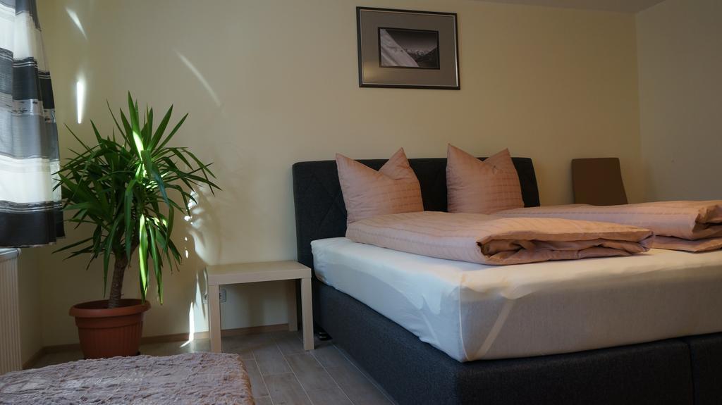 Seppl Stoba Apartment Schruns Phòng bức ảnh